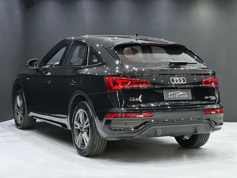 Audi Q5 SB P Black. 2.0 TFSIe S.Tr. Qt (Hib.)