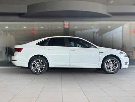 VolksWagen JETTA R-Line 250 TSI 1.4 Flex 16V Aut.