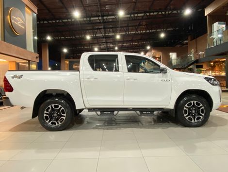 Toyota Hilux CD 4x4 2.8 Diesel Mec.