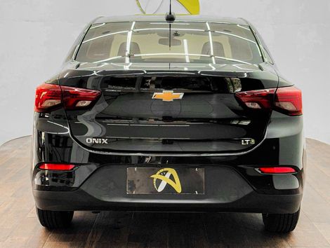 Chevrolet ONIX SEDAN Plus LT 1.0 12V Flex 4p Mec.