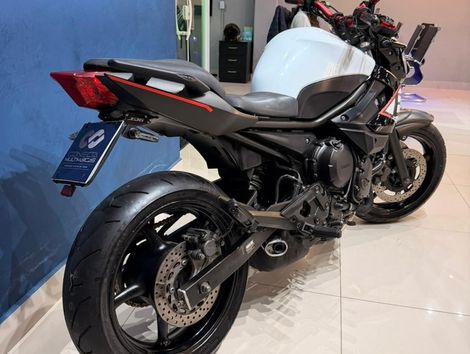 YAMAHA XJ6 N SP