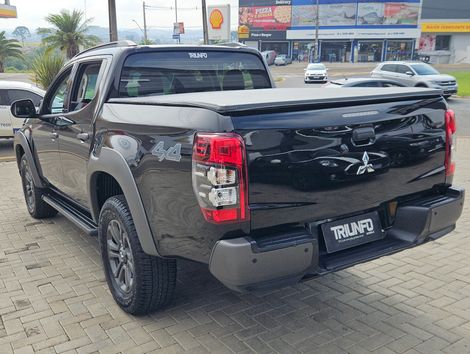 Mitsubishi L200 Trit. S.Out. GLS 2.4 CD Diesel Aut.