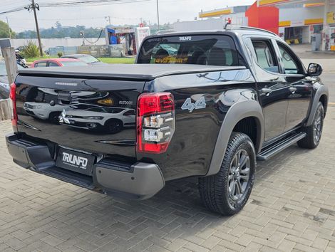 Mitsubishi L200 Trit. S.Out. GLS 2.4 CD Diesel Aut.