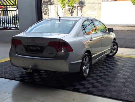 Honda Civic Sedan LXS 1.8/1.8 Flex 16V Aut. 4p