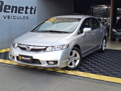Honda Civic Sedan LXS 1.8/1.8 Flex 16V Aut. 4p