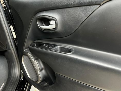 Jeep Renegade Long. T270 1.3 TB 4x2 Flex Aut.