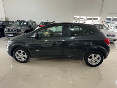 Chevrolet ONIX HATCH LT 1.4 8V FlexPower 5p Aut.