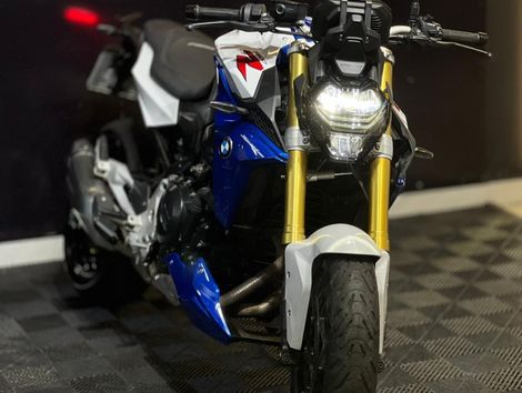 BMW F 900 R Sport Plus
