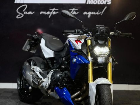 BMW F 900 R Sport Plus