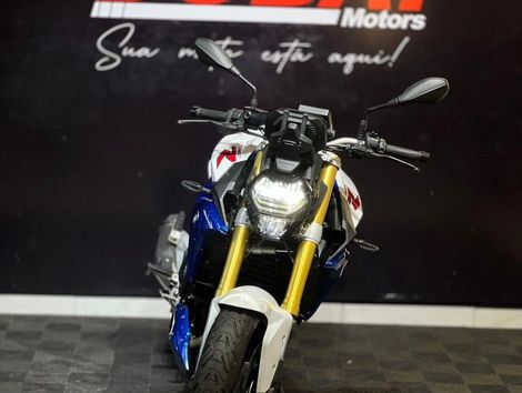 BMW F 900 R Sport Plus