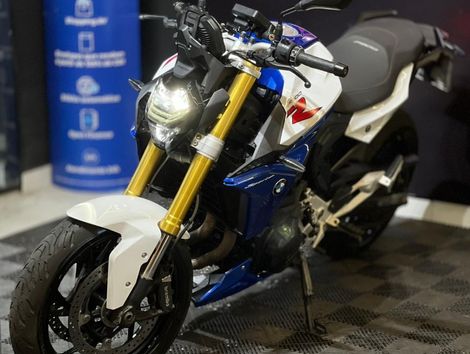 BMW F 900 R Sport Plus