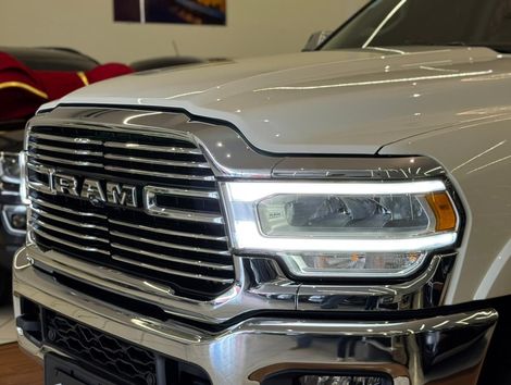 RAM 3500 LARAMIE 6.7 TB CD 4x4 Diesel