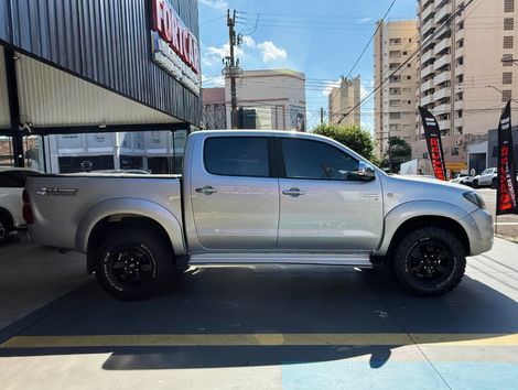 Toyota Hilux CD SRV D4-D 4x4 3.0 TDI Diesel Aut