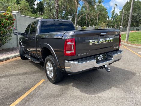 RAM 2500 LARAMIE