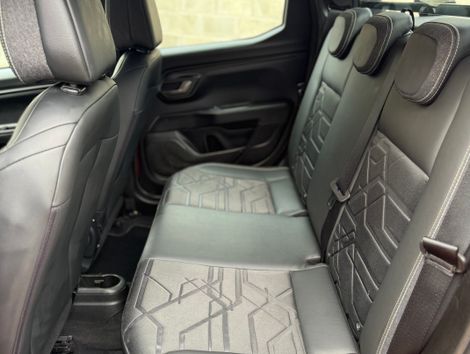 Fiat Strada Volcano 1.3 Flex 8V CD