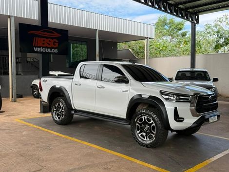 Toyota Hilux CD SRX 4x4 2.8 TDI 16V Diesel Aut.