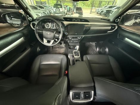 Toyota Hilux CD SRX 4x4 2.8 TDI 16V Diesel Aut.