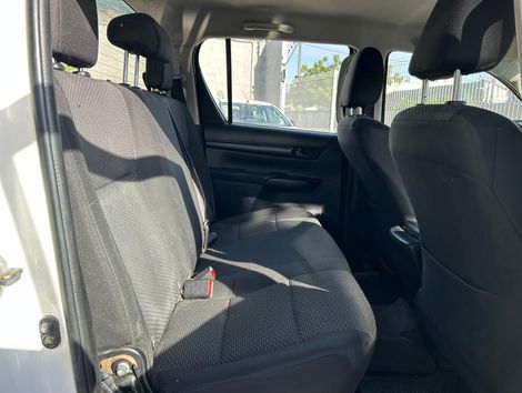 Toyota Hilux CD 4x4 2.8 Diesel Mec.