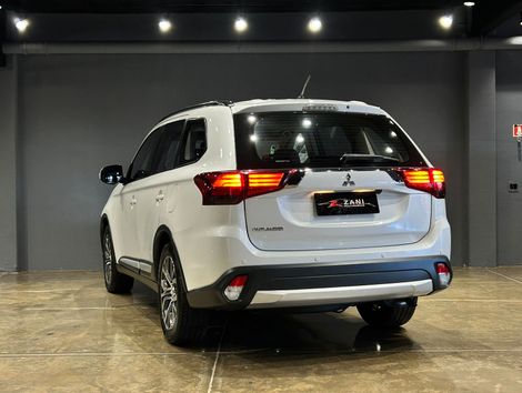 Mitsubishi OUTLANDER 2.0 16V 160cv Aut.
