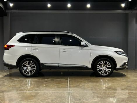 Mitsubishi OUTLANDER 2.0 16V 160cv Aut.