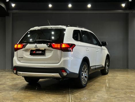 Mitsubishi OUTLANDER 2.0 16V 160cv Aut.