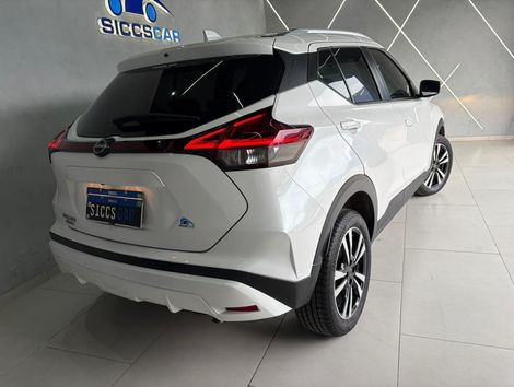 Nissan KICKS Play Sense 1.6 16V Flex Aut.