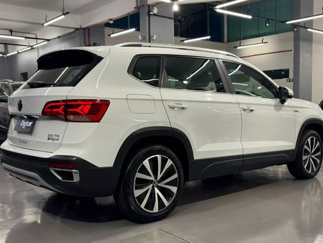 VolksWagen TAOS Highline 1.4 250 TSI Flex Aut.