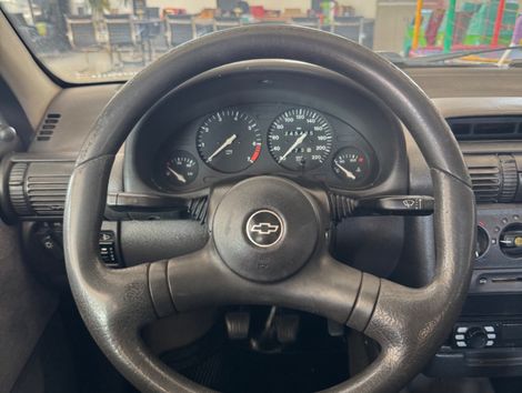 Chevrolet Corsa Sedan GLS 1.6 MPFI 4p