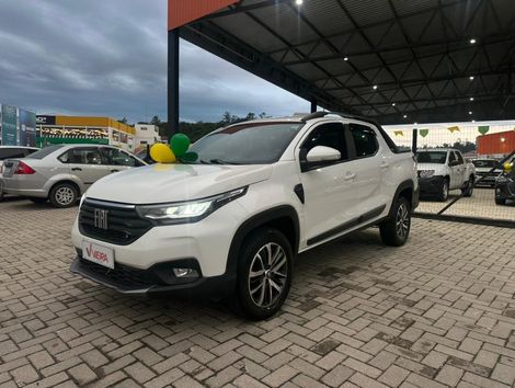 Fiat Strada Volcano 1.3 Flex 8V CD