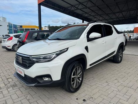 Fiat Strada Volcano 1.3 Flex 8V CD