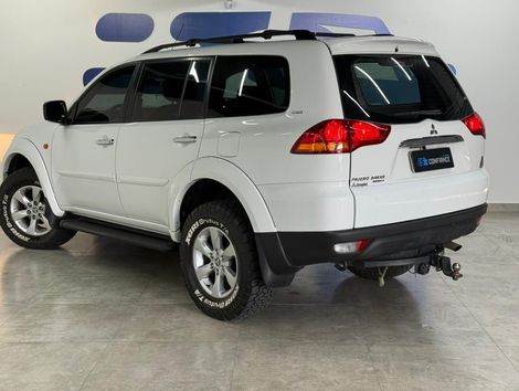 Mitsubishi Pajero DAKAR HPE 3.2 4x4 T.I Dies 5p Aut