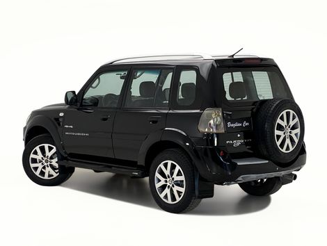 Mitsubishi Pajero TR4 2.0/ 2.0 Flex 16V 4x4 Aut.