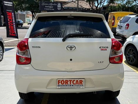 Toyota ETIOS X 1.3 Flex 16V 5p Aut.