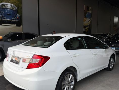 Honda Civic Sedan LXS 1.8/1.8 Flex 16V Aut. 4p