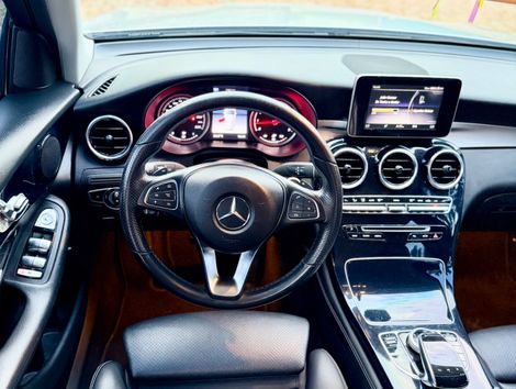 Mercedes GLC 250 Sport 4MATIC 2.0 TB 16V Aut.