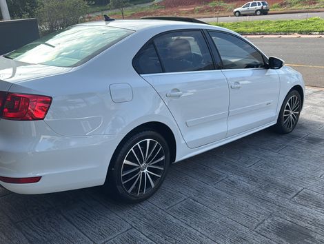 VolksWagen JETTA Highline 2.0 TSI 16V 4p Tiptronic