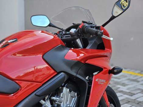 HONDA CBR 650F