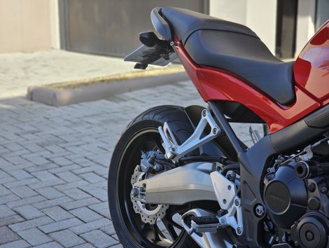 HONDA CBR 650F