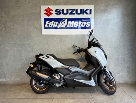 YAMAHA XMAX 300 CONNECTED 