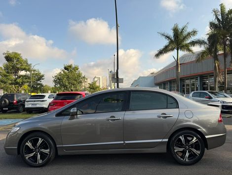 Honda Civic Sedan LXS 1.8/1.8 Flex 16V Aut. 4p