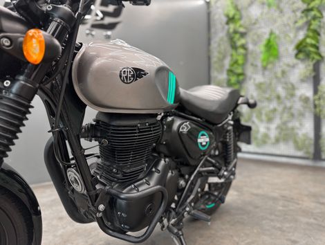 Royal Enfield Hunter 350 Dapper