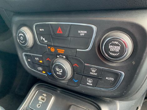 Jeep COMPASS LONGITUDE 2.0 4x2 Flex 16V Aut.