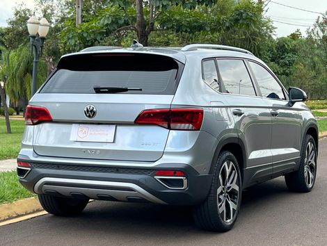 VolksWagen TAOS Highline 1.4 250 TSI Flex Aut.