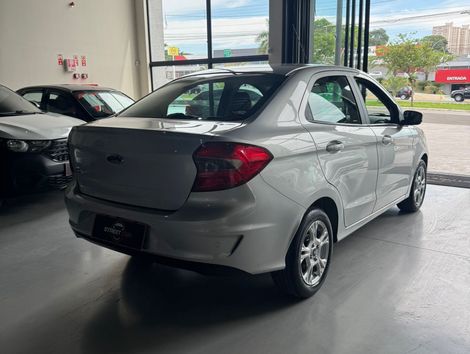 Ford Ka 1.5 Sedan SE Plus 12V Flex 4p Aut.
