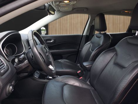 Jeep COMPASS LONGITUDE 2.0 4x2 Flex 16V Aut.