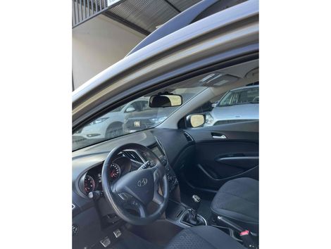 Hyundai HB20X 1.6 Style