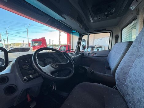 MERCEDES-BENZ L-1318 2p (diesel)