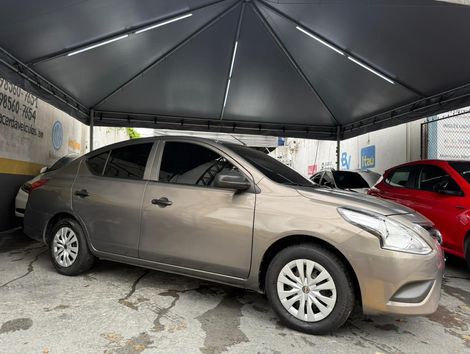 Nissan VERSA V-DRIVE Esp.Ed. 1.6 16v Flex Aut.