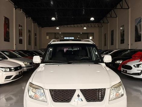 Mitsubishi Pajero TR4 2.0/ 2.0 Flex 16V 4x4 Aut.