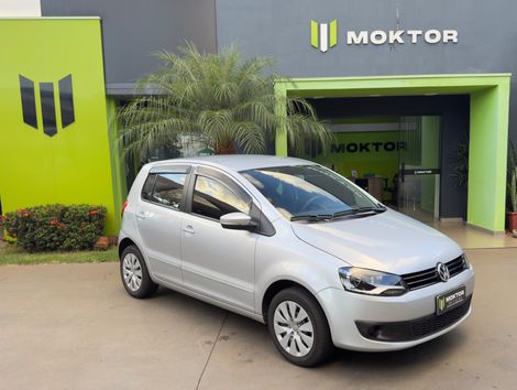 VolksWagen Fox 1.6 Mi Total Flex 8V 5p